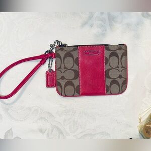 Coach Signature Zip Wristlet Khaki w/ Pink Leather Trim